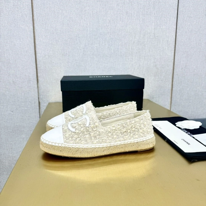 Stylish Chxnxl Flat Shoes 131684