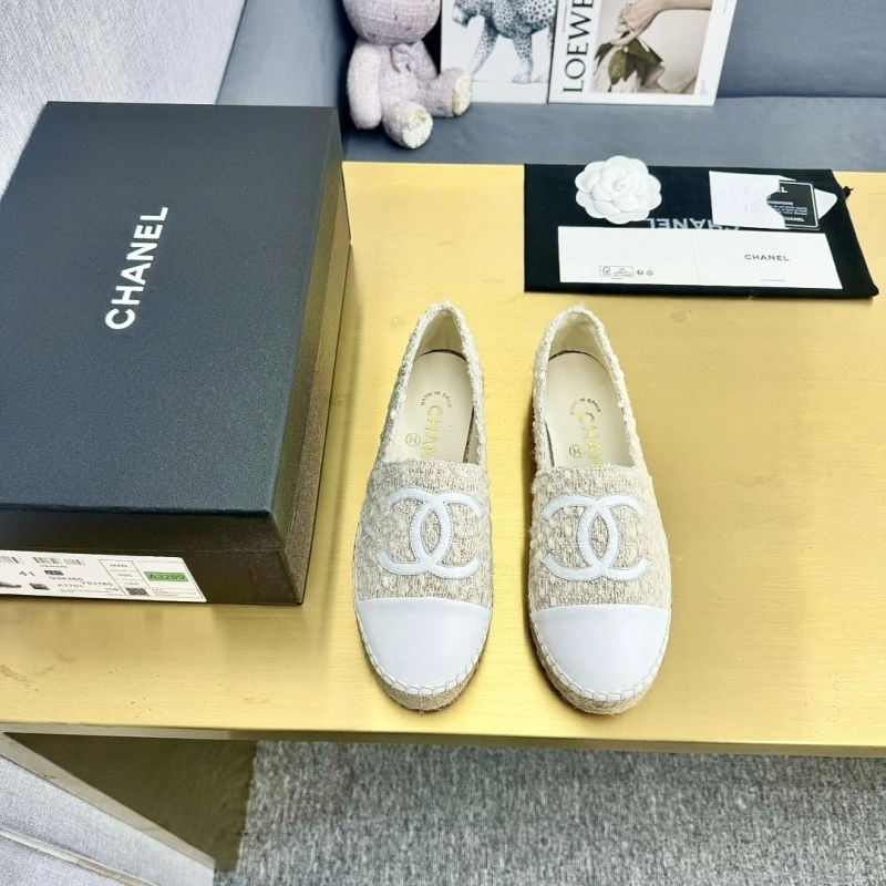 Stylish Chxnxl Flat Shoes 131684