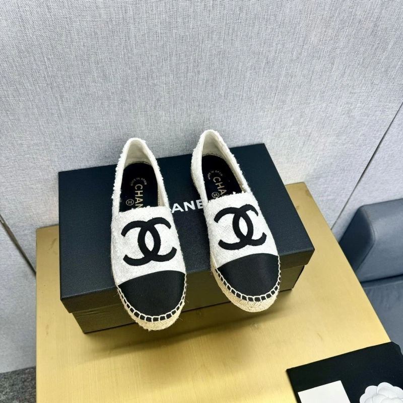 ModernLook Chxnxl Flat Shoes 131682