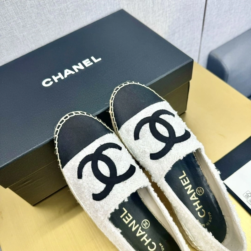 ModernLook Chxnxl Flat Shoes 131682