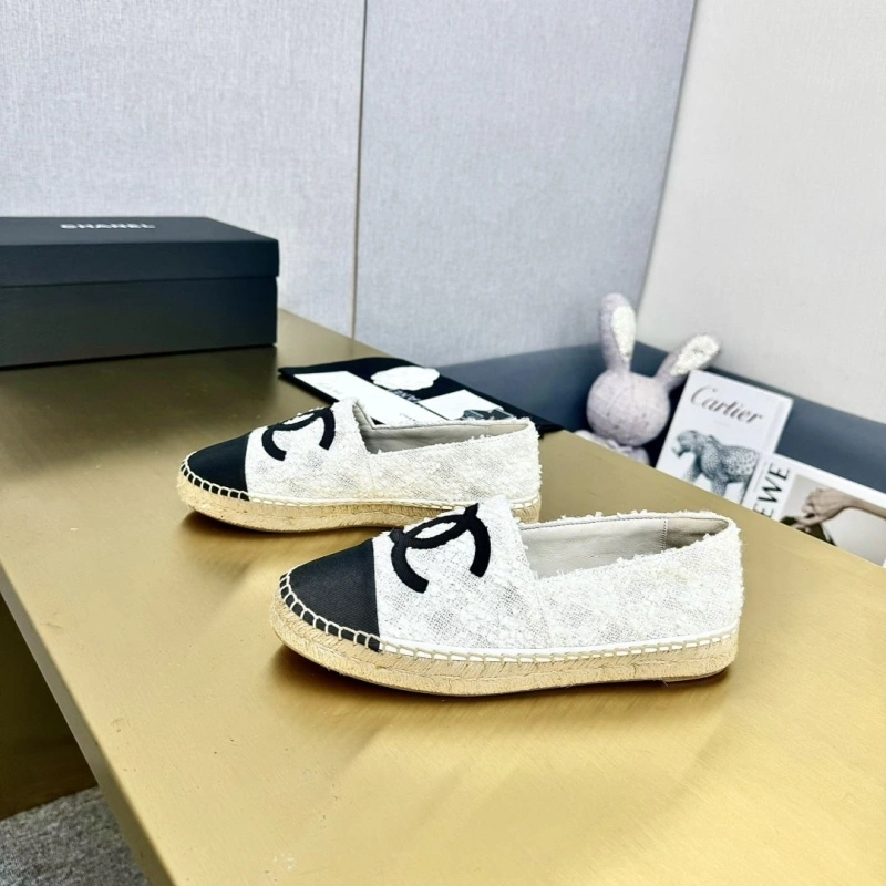 ModernLook Chxnxl Flat Shoes 131682