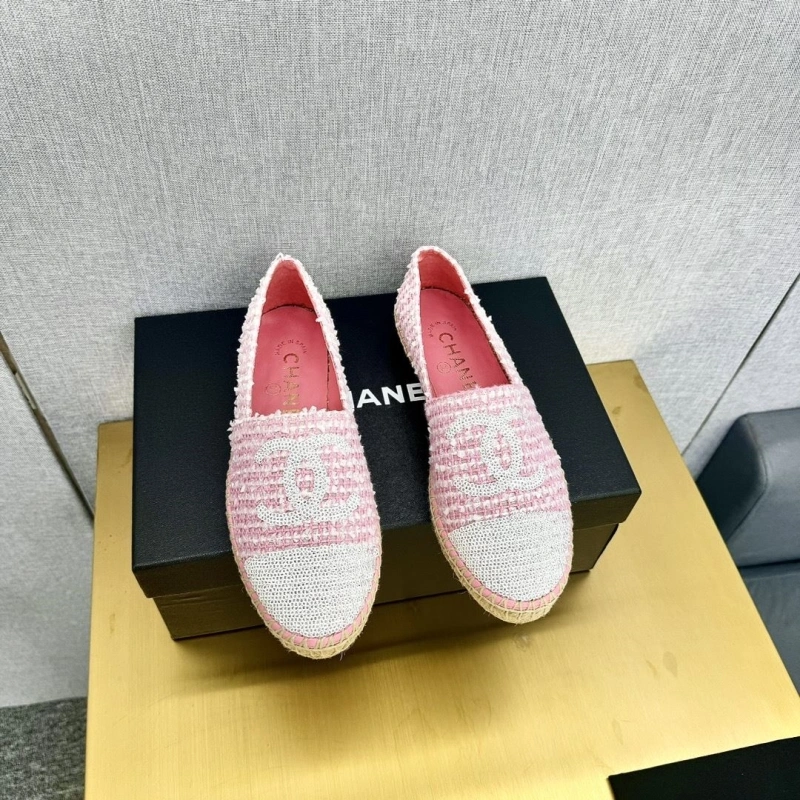 WellDesigned Chxnxl Flat Shoes 131676