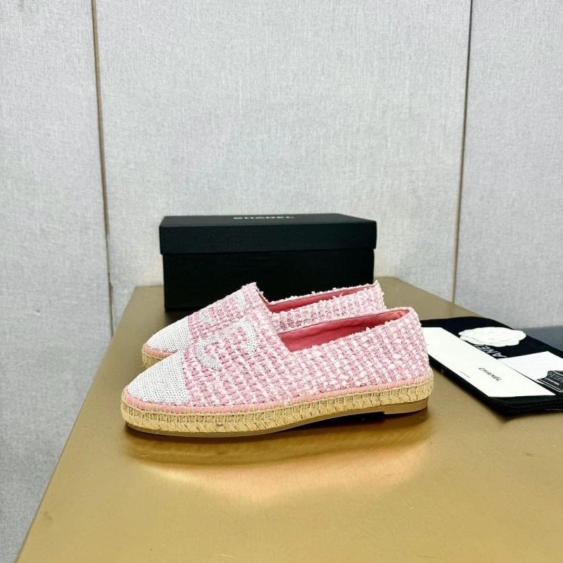 WellDesigned Chxnxl Flat Shoes 131676