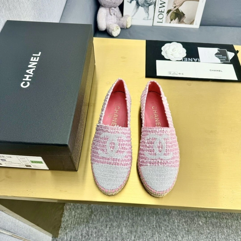 WellDesigned Chxnxl Flat Shoes 131676