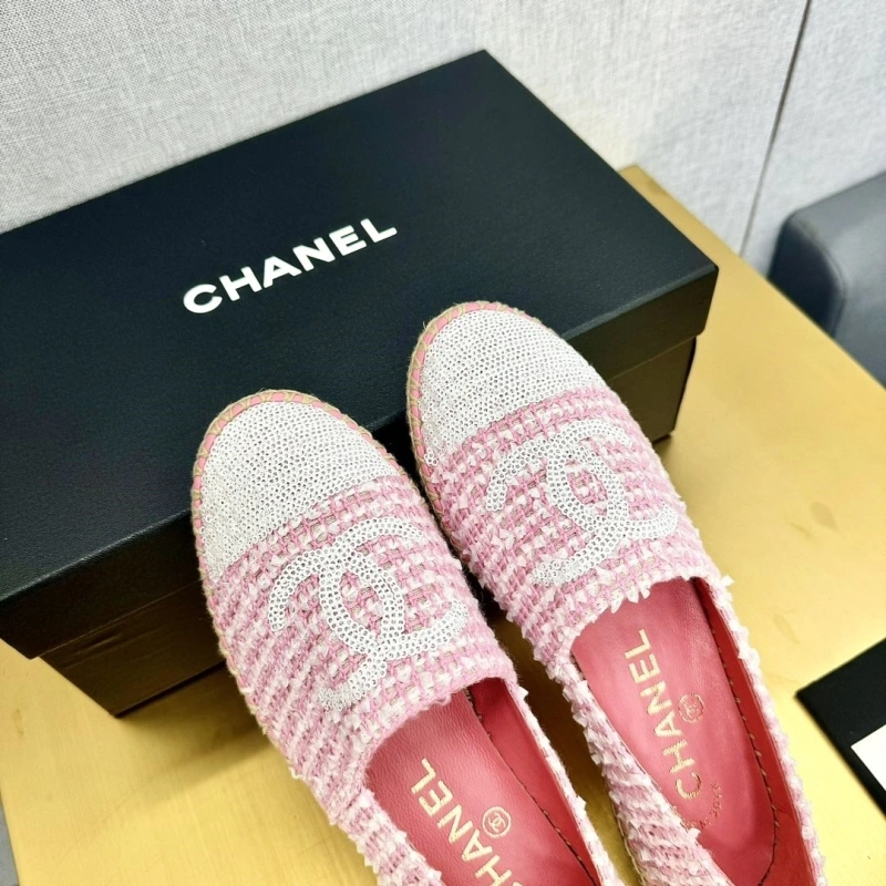 WellDesigned Chxnxl Flat Shoes 131676