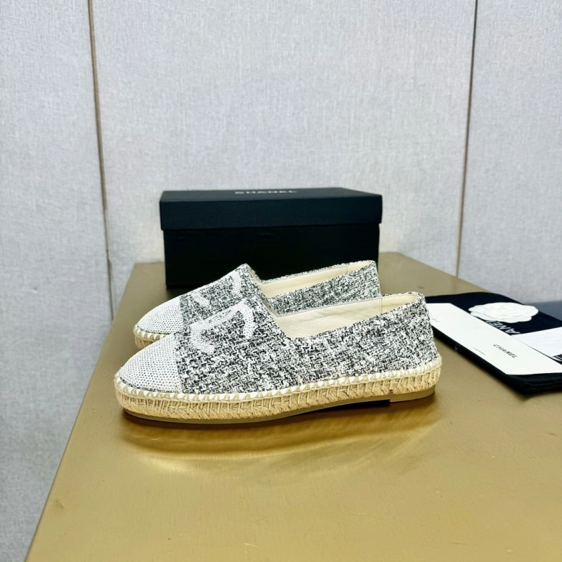 Minimalist Chxnxl Flat Shoes 131677