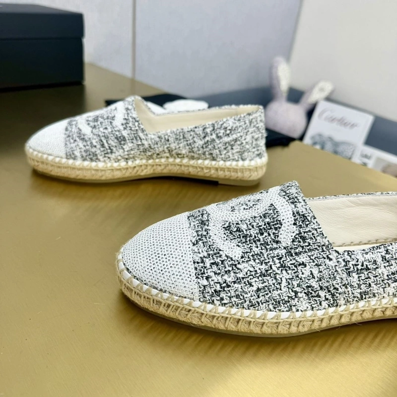 Minimalist Chxnxl Flat Shoes 131677