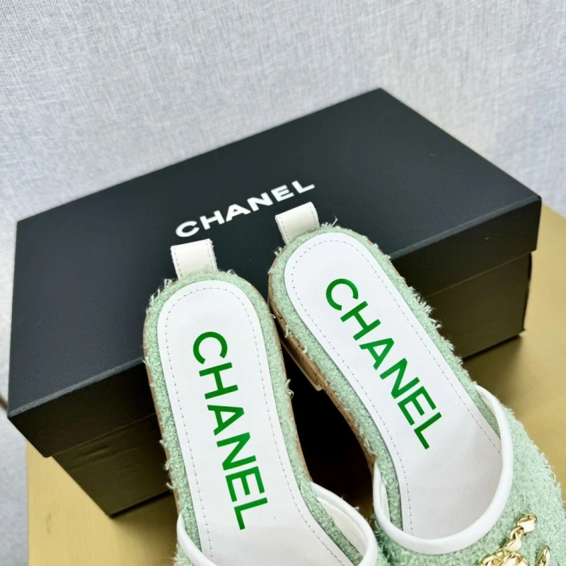 Vibrant Chxnxl Sandals 130877