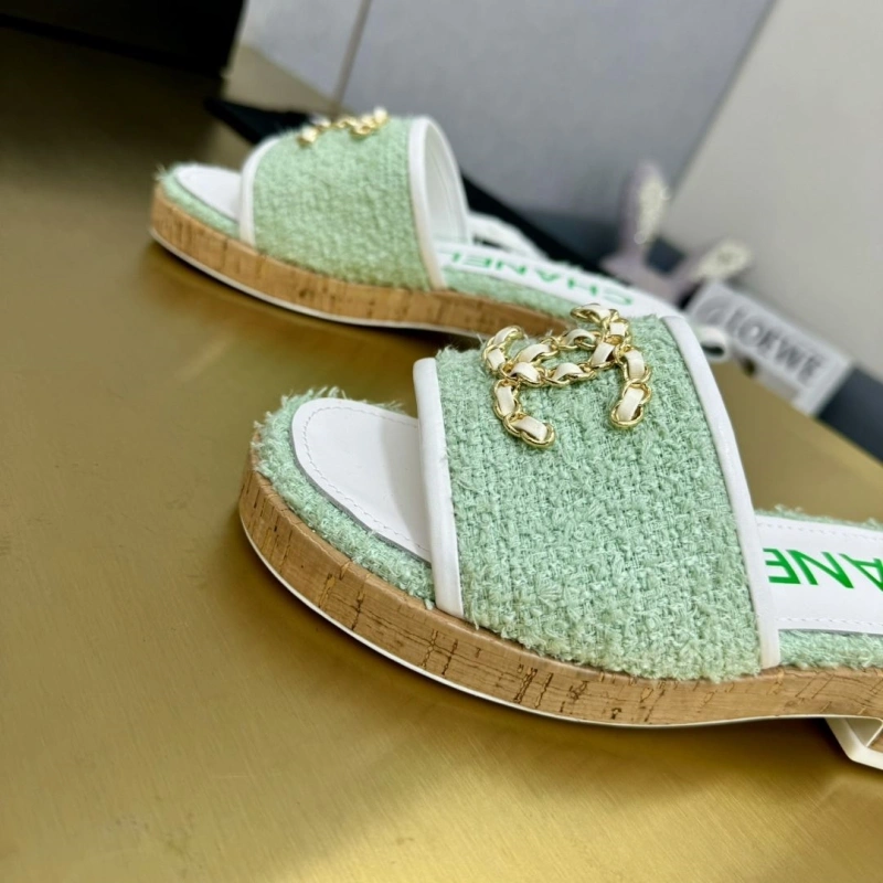 Vibrant Chxnxl Sandals 130877