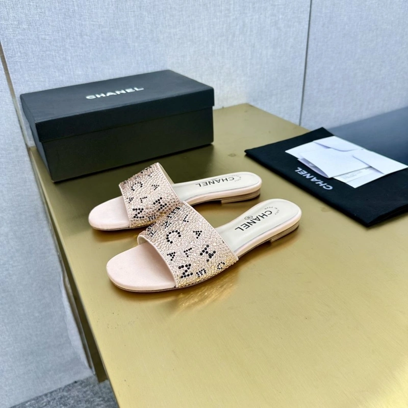 Chxnxl Slippers UrbanStyle 130352