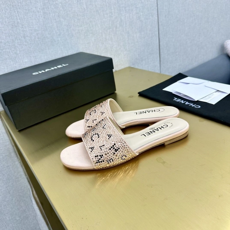 Chxnxl Slippers UrbanStyle 130352