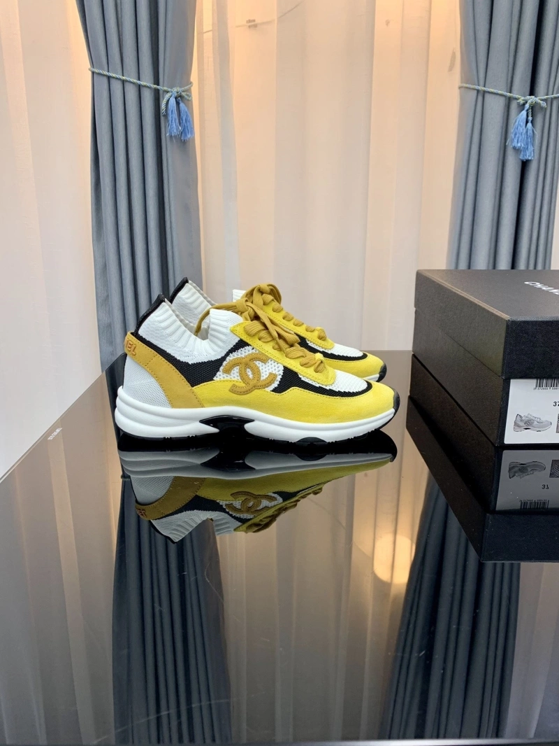 Trendsetting Chxnxl Sneakers 132043
