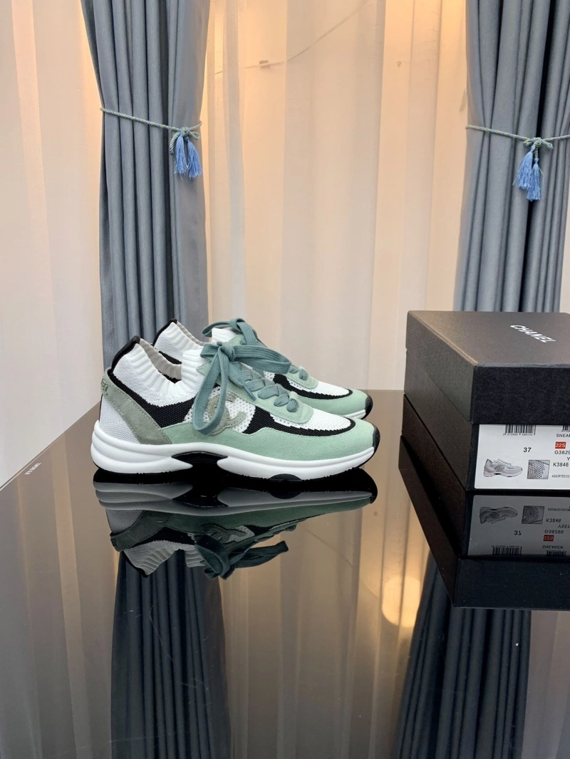 Practical Chxnxl Sneakers 132037