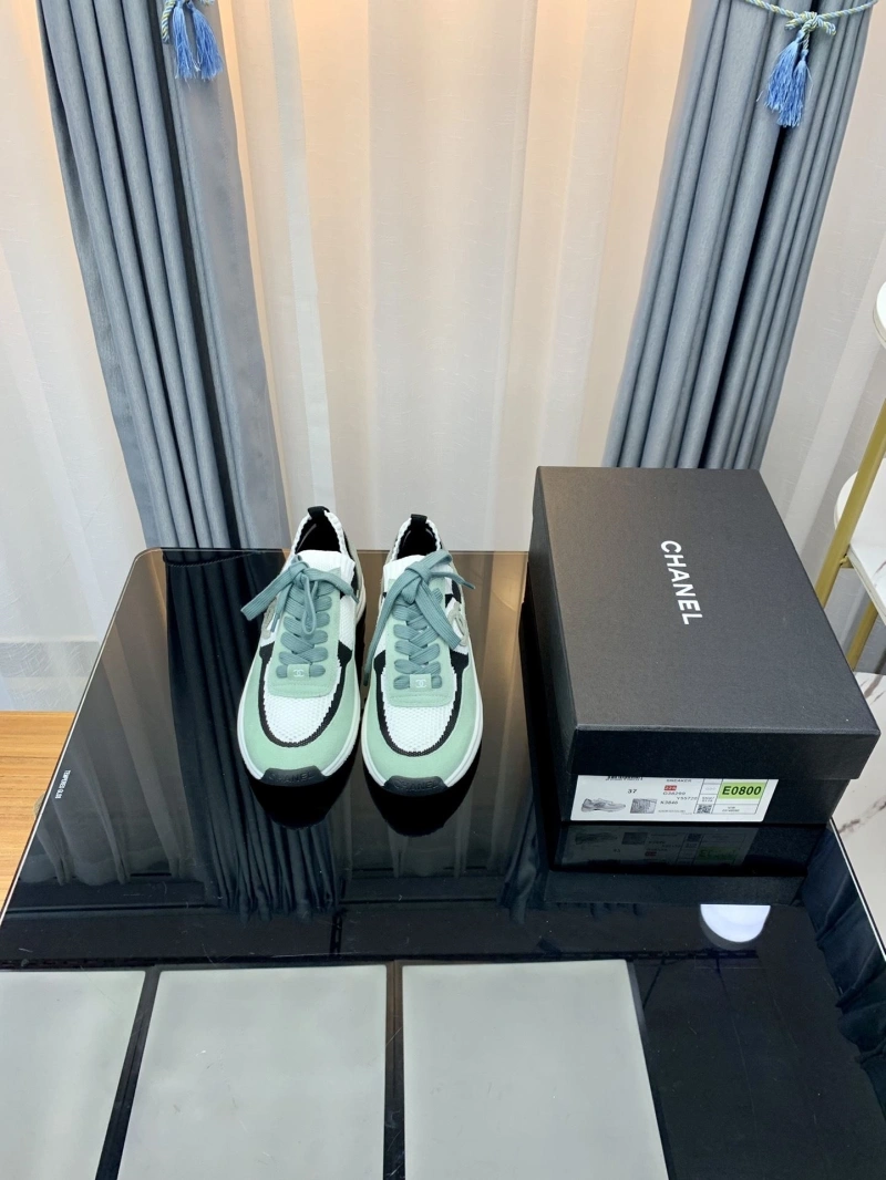 Practical Chxnxl Sneakers 132037