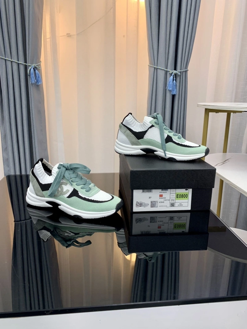 Practical Chxnxl Sneakers 132037