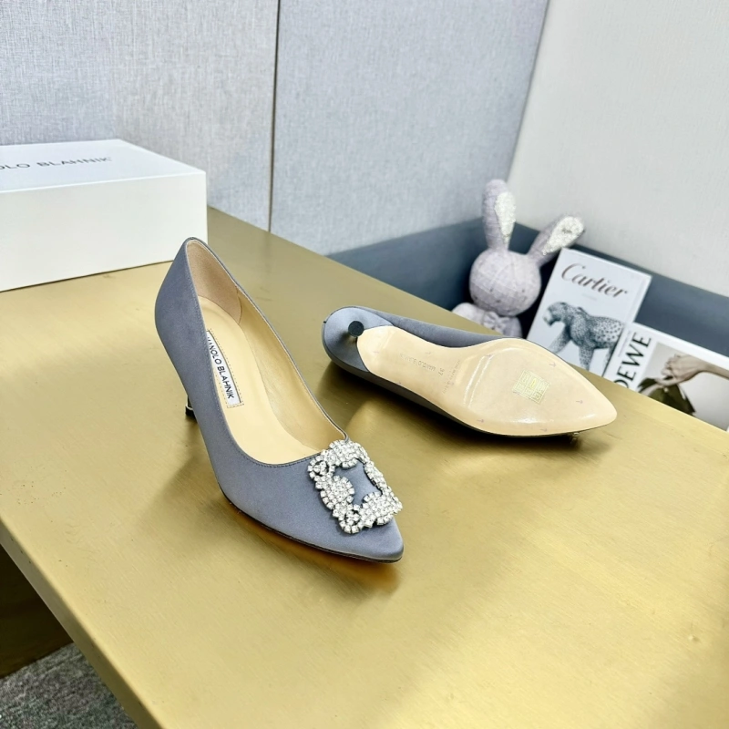 Stylish Mxnxlo Blxhnxk High Heels 193256