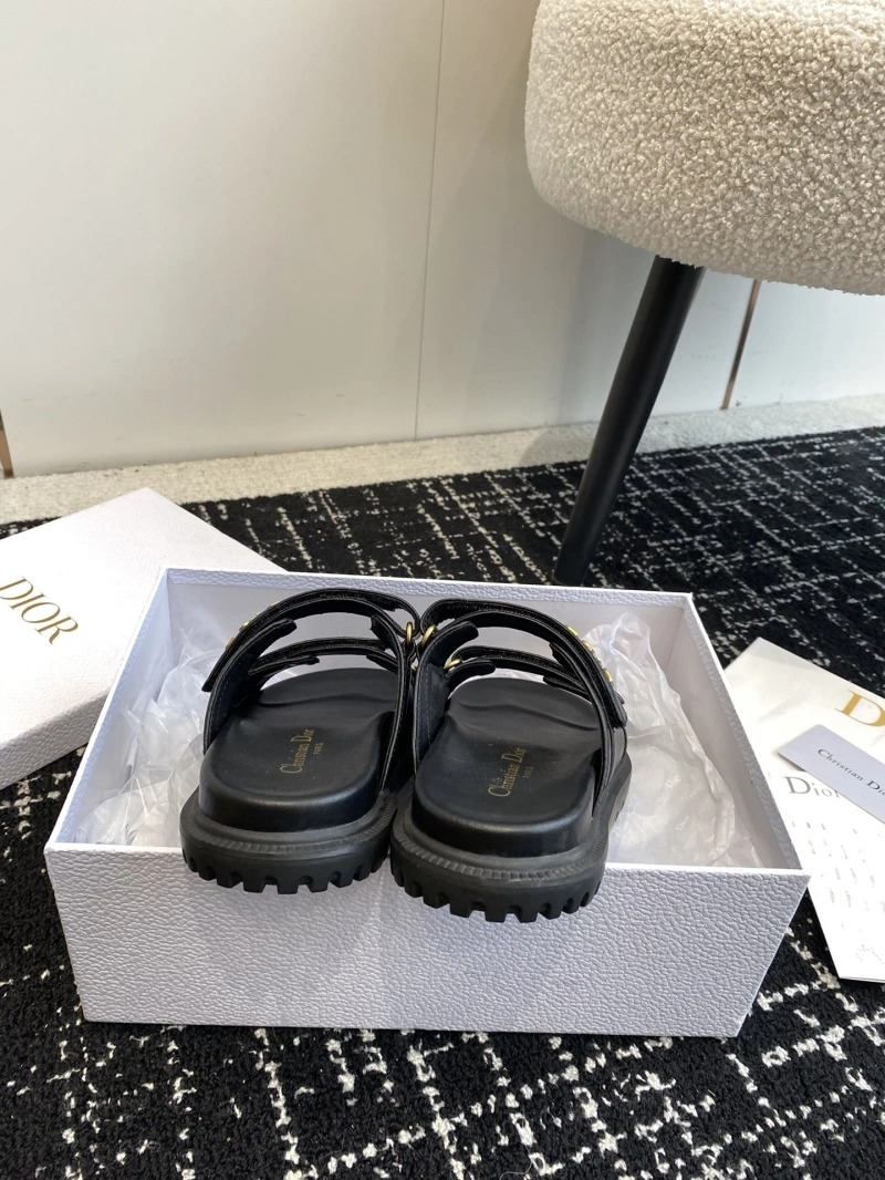 Reliable Chxnxl Slippers 130372