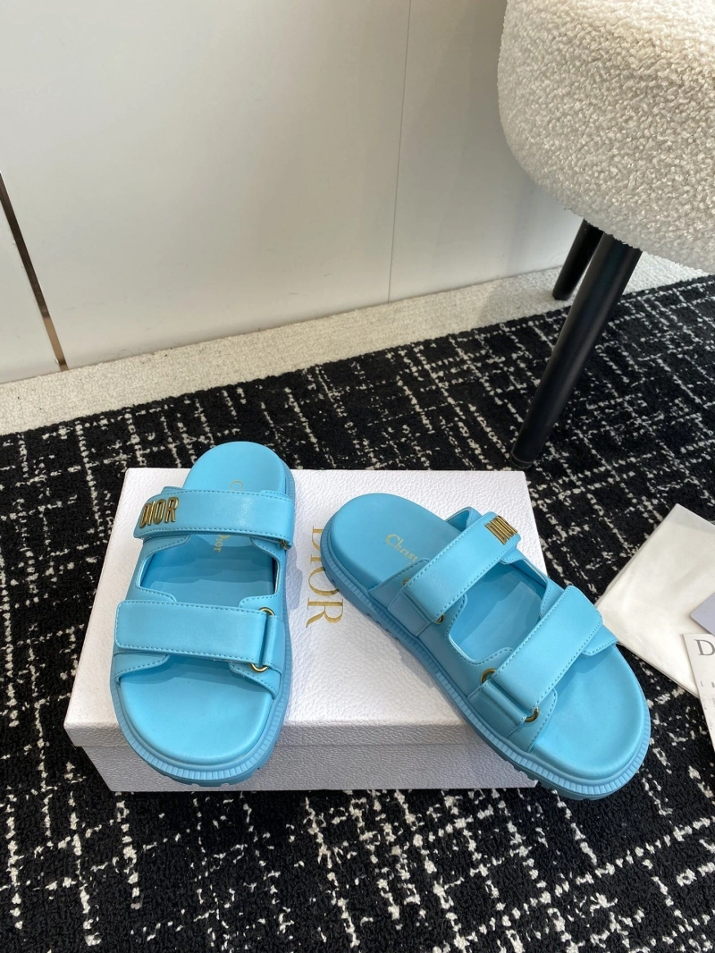 Efficient Chxnxl Slippers 130374