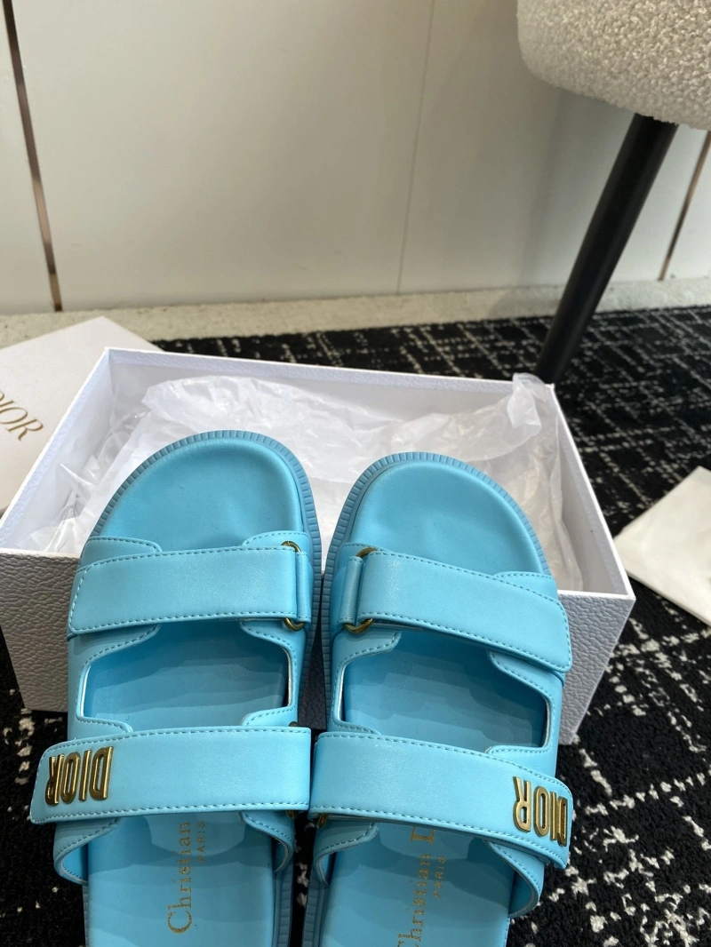 Efficient Chxnxl Slippers 130374
