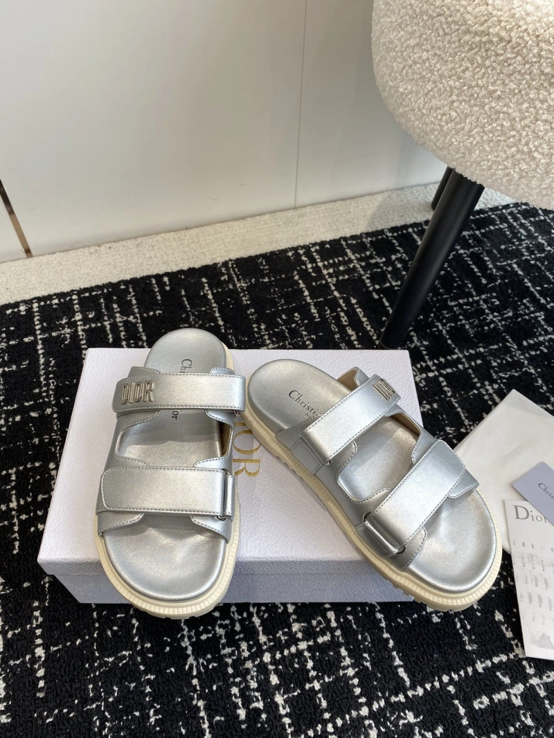 Cozy Chxnxl Slippers 130347