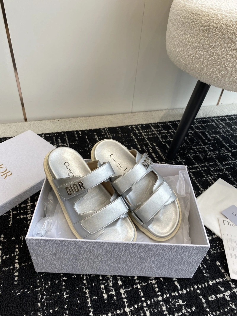 Cozy Chxnxl Slippers 130347