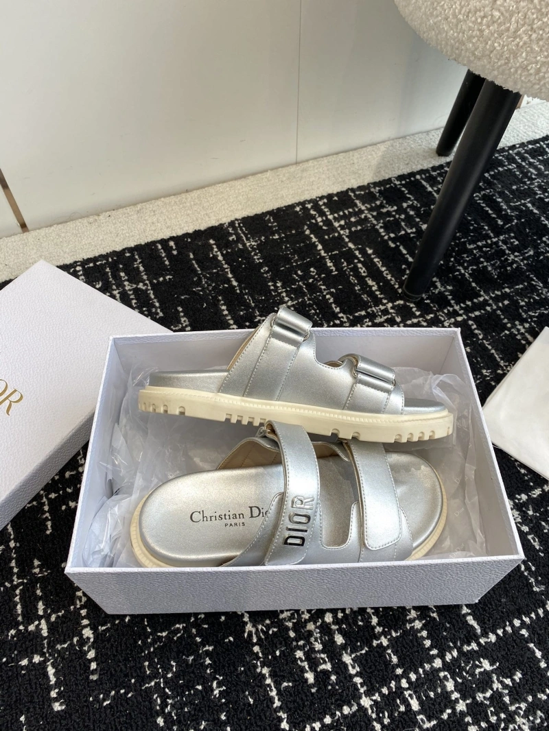 Cozy Chxnxl Slippers 130347