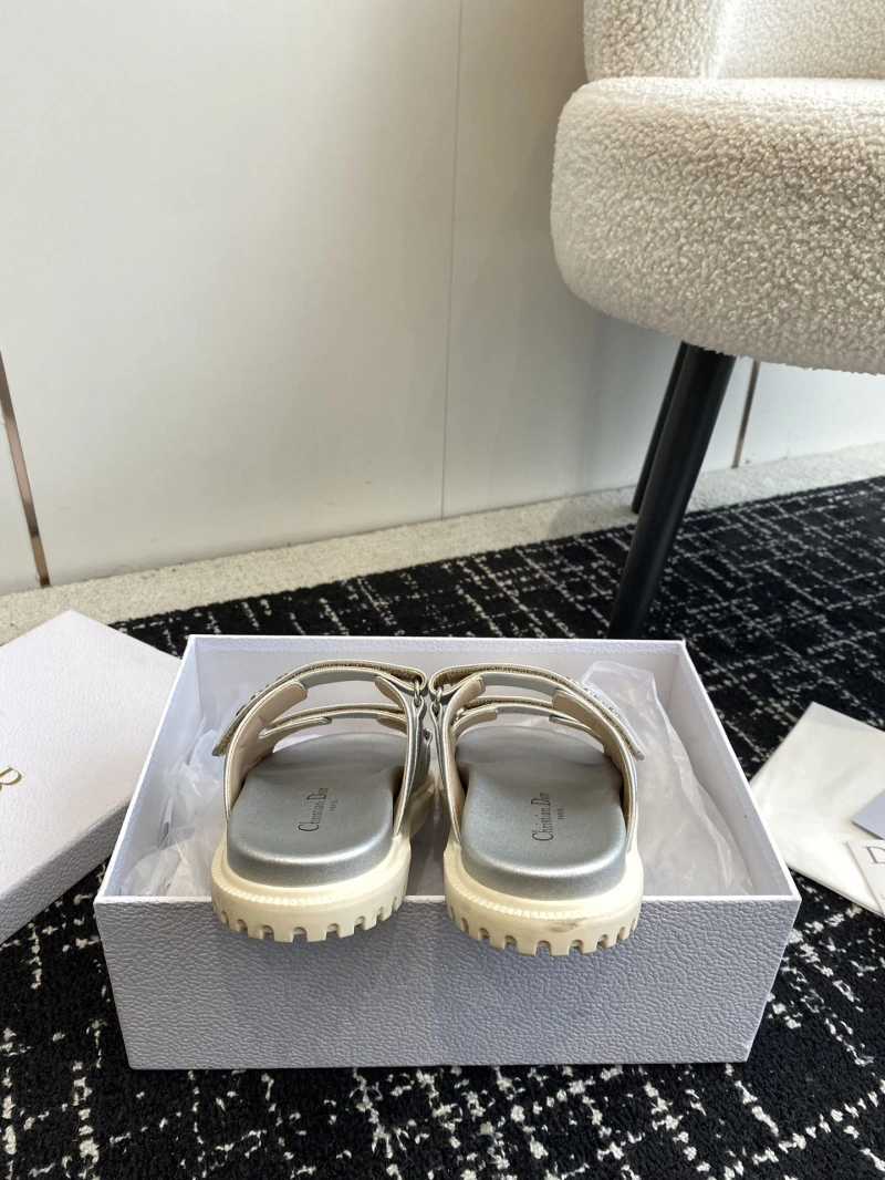 Cozy Chxnxl Slippers 130347