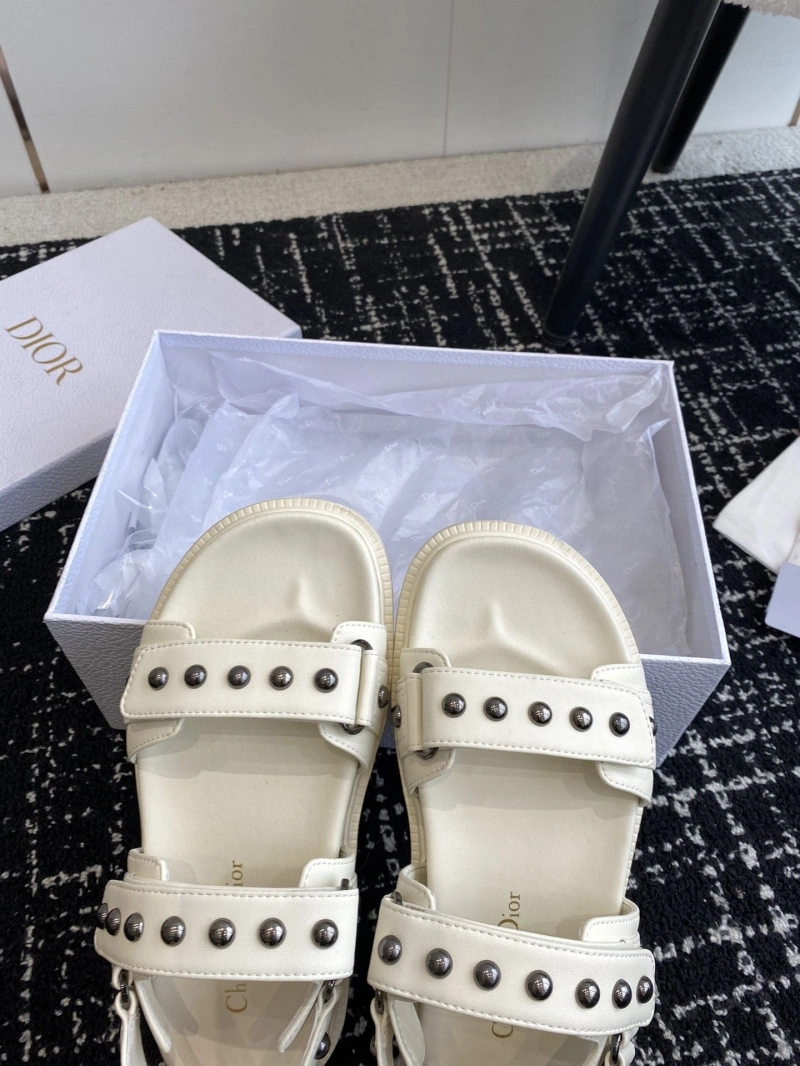 Flexible Chxnxl Sandals 130856