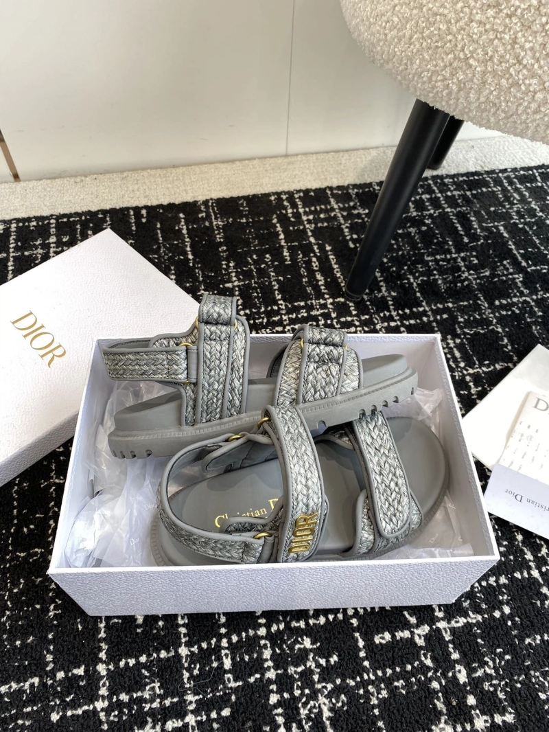 WellDesigned Chxnxl Sandals 130848