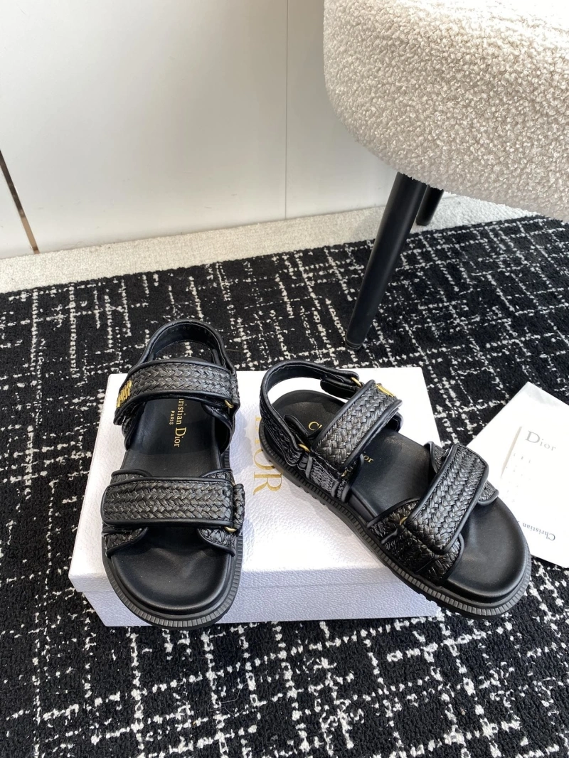 Unique Chxnxl Sandals 130854