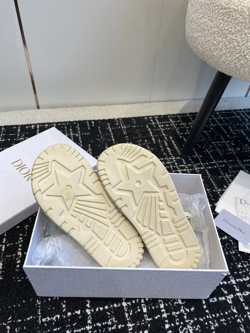 Chxnxl Sandals Practical 130841
