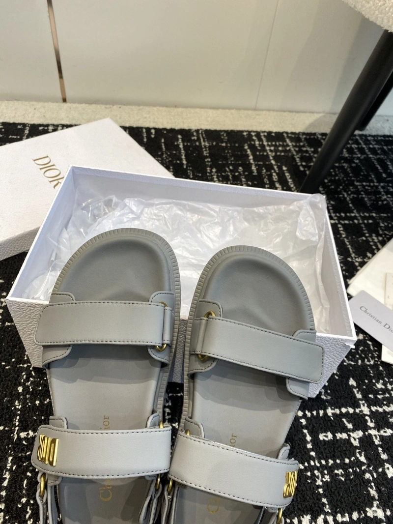 Bold Chxnxl Sandals 130843