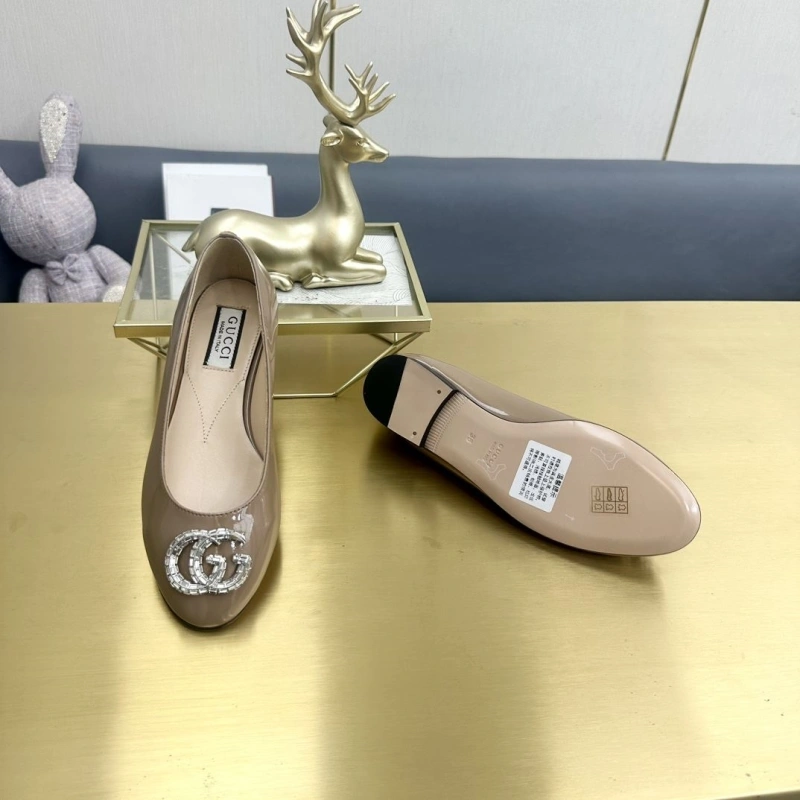 Vibrant Gxccx Flat Shoes 164997