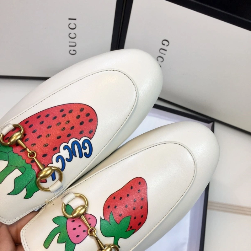 Trendsetting Gxccx Slippers 164780