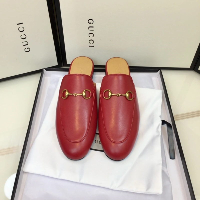 Resilient Gxccx Slippers 164779