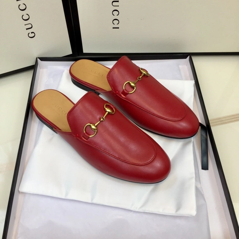 Resilient Gxccx Slippers 164779