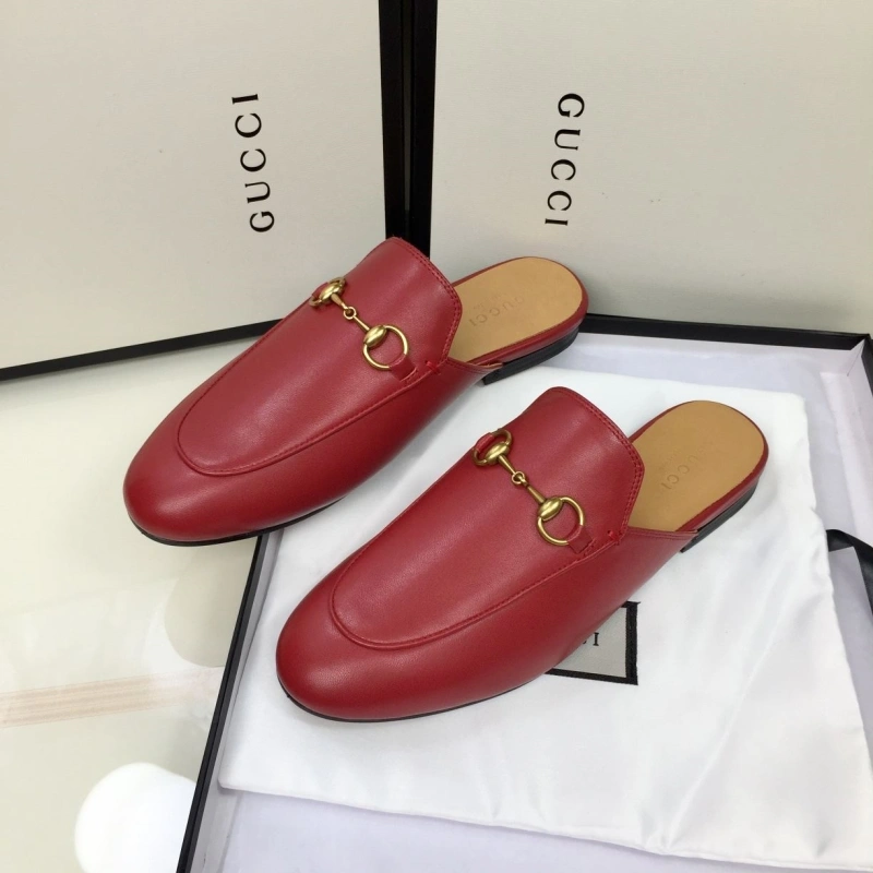 Resilient Gxccx Slippers 164779