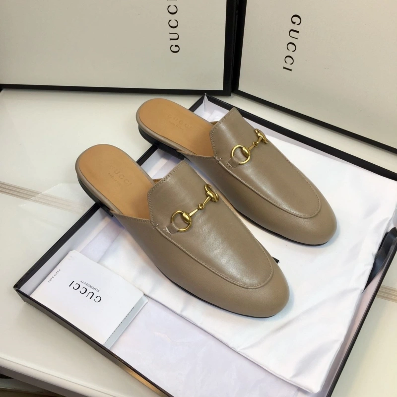 Versatile Gxccx Slippers 164777
