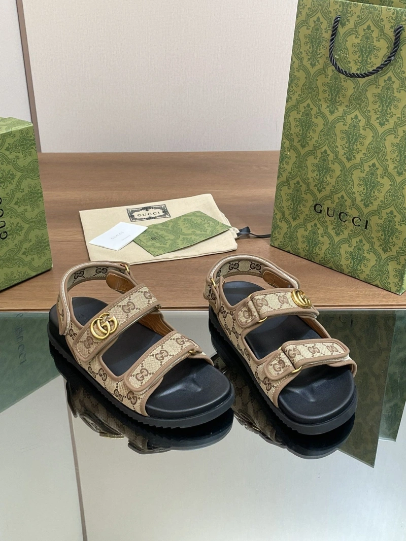 Fashionable Gxccx Sandals 164866