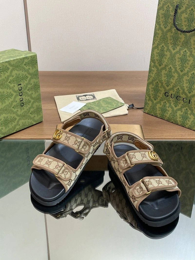 Fashionable Gxccx Sandals 164866