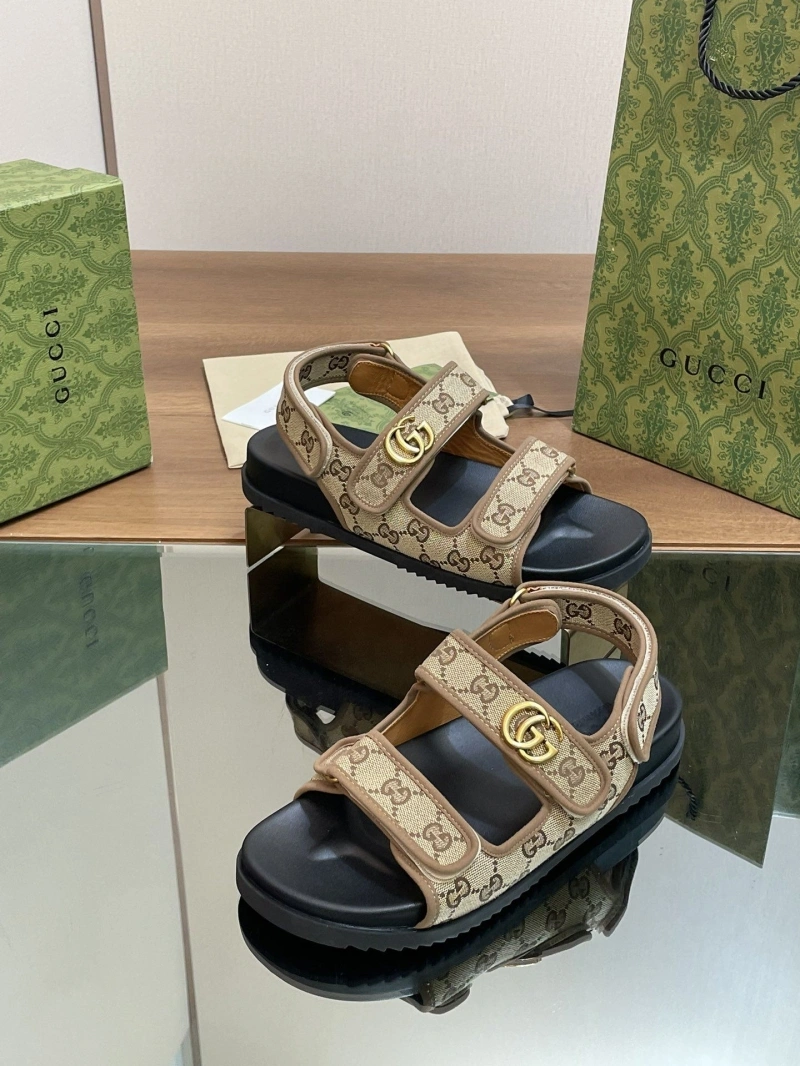Fashionable Gxccx Sandals 164866