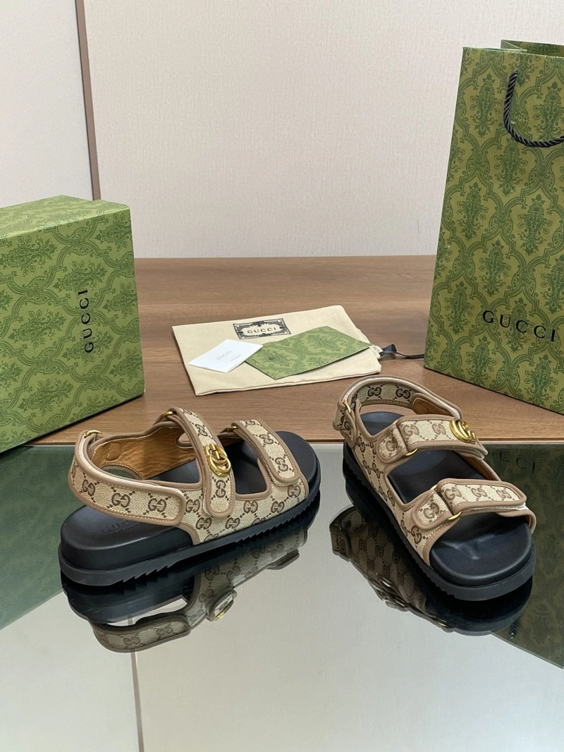 Fashionable Gxccx Sandals 164866