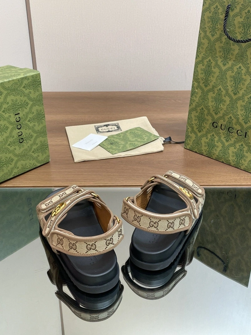 Fashionable Gxccx Sandals 164866