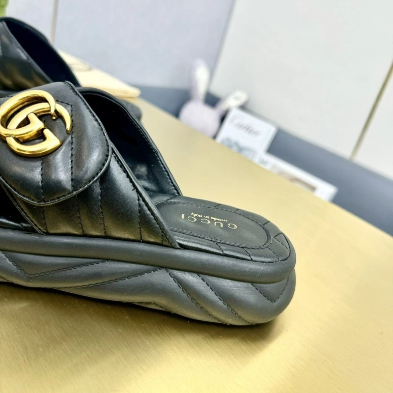DailyWear Gxccx Slippers 164750