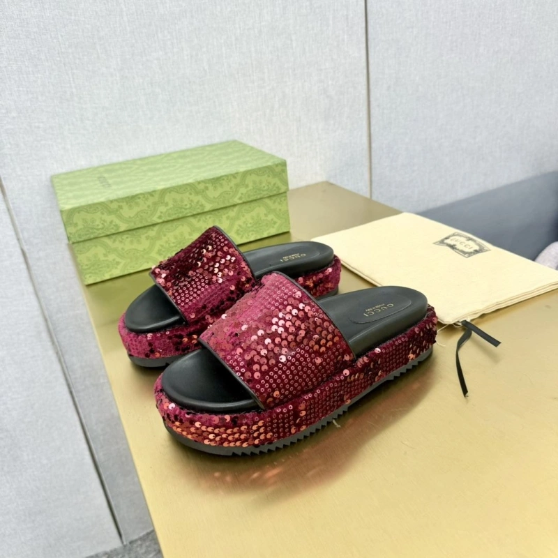 Gxccx Slippers Flexible 164746