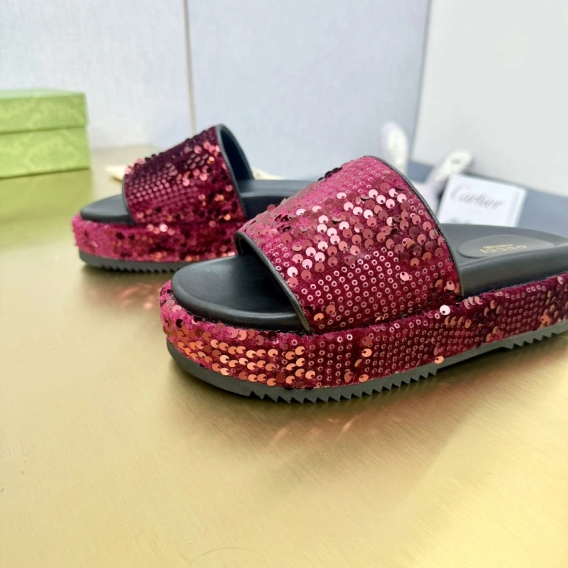 Gxccx Slippers Flexible 164746