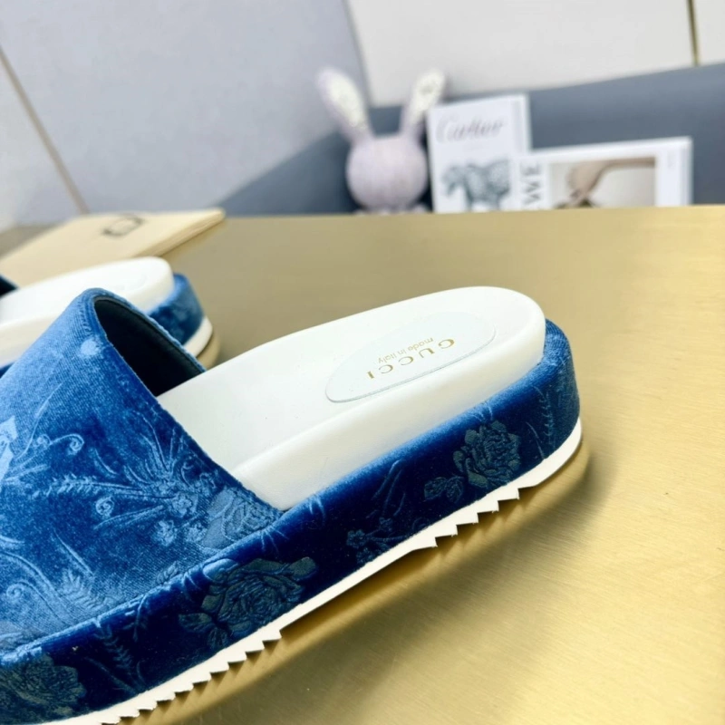 Reliable Gxccx Slippers 164735