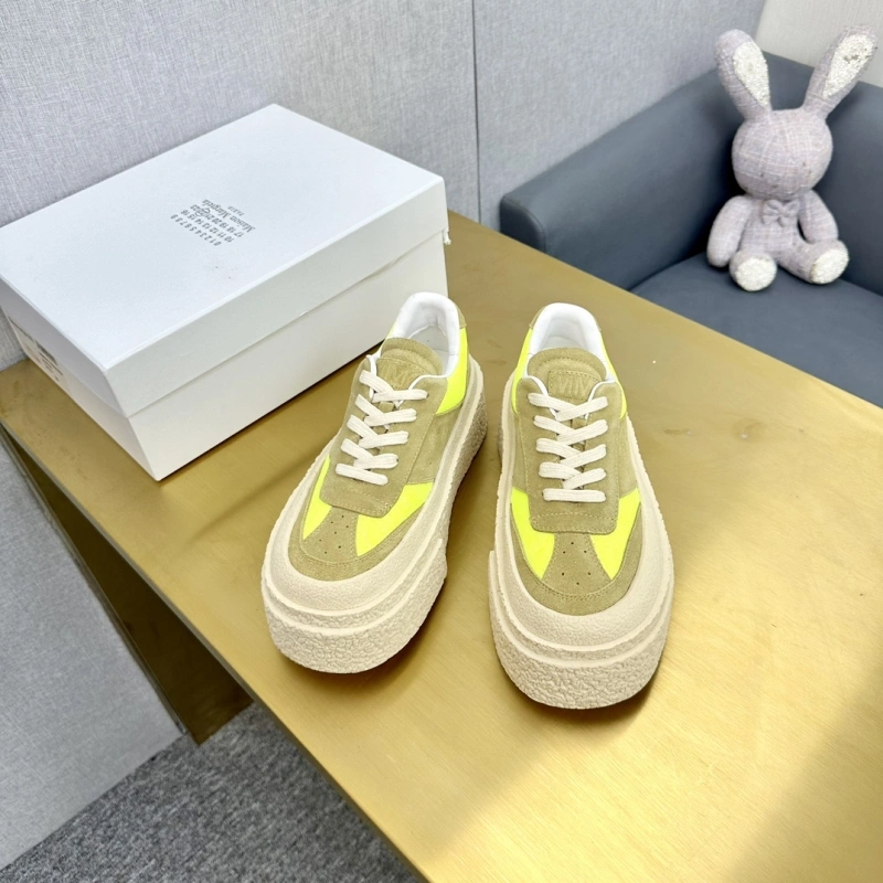 Versatile Othxr Sneakers 216258