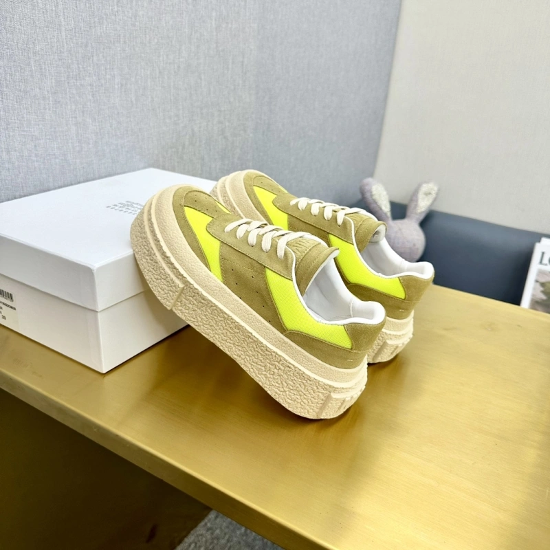 Versatile Othxr Sneakers 216258