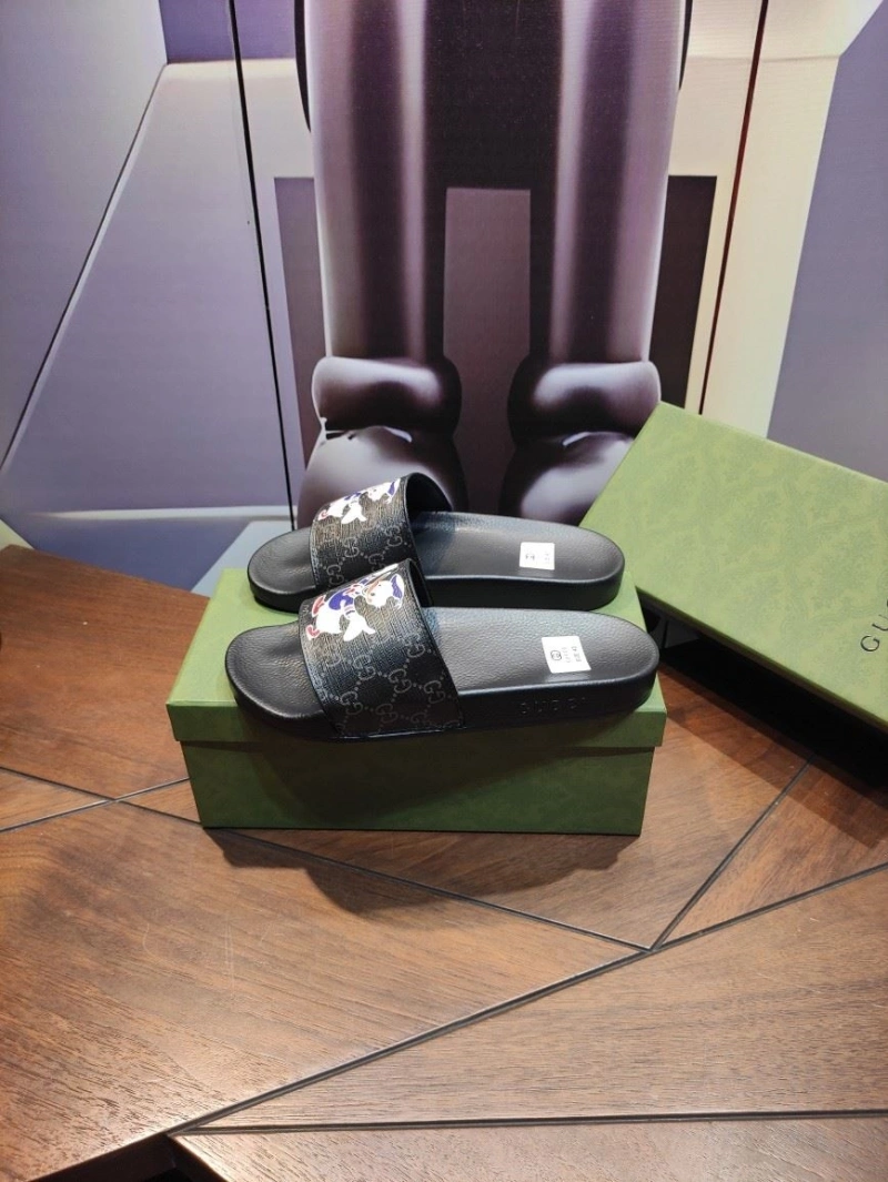 Sophisticated Gxccx Slippers 164718